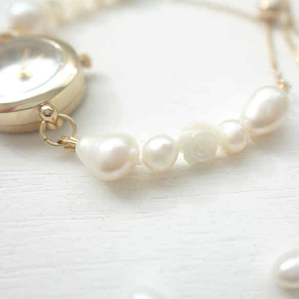 薔薇と淡水パールのブレスレットウォッチ 5枚目の画像