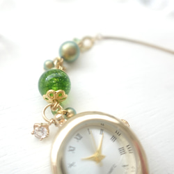 ペリドットのブレスレットウォッチ 6枚目の画像
