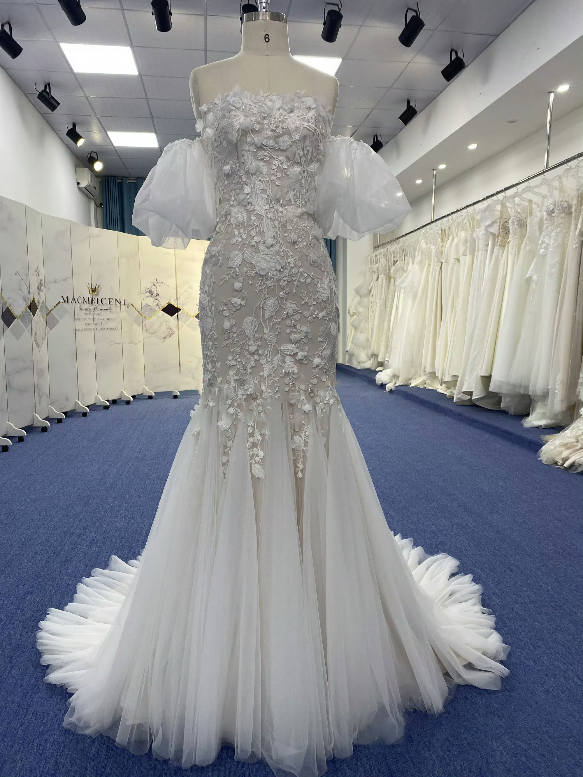 ベストセラー　取り外し可能パフスリーブ　二の腕カバー　挙式花嫁　2ways編み上げ　チュール　サイズオーダー可能　前撮り