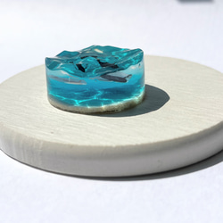 クジラの置物(濃いコバルトブルー) / インテリア / 波 / オブジェ 5枚目の画像