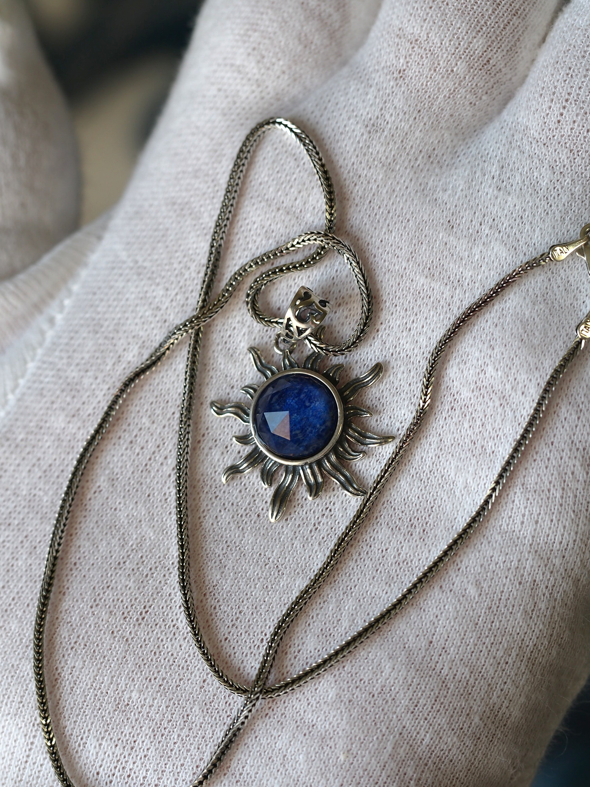 石選択型　S925アンティークシルバー太陽ペンダントトップ❀　10㎜サイズ