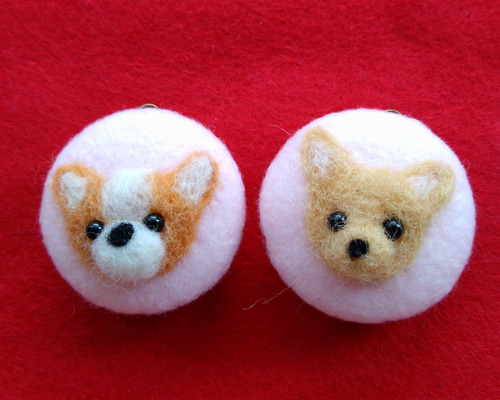 kamin　羊毛フェルト犬　プチチャーム チワワ＊ ストラップ・バッグチャーム 羊毛フェルト刺繍 おもちゃ