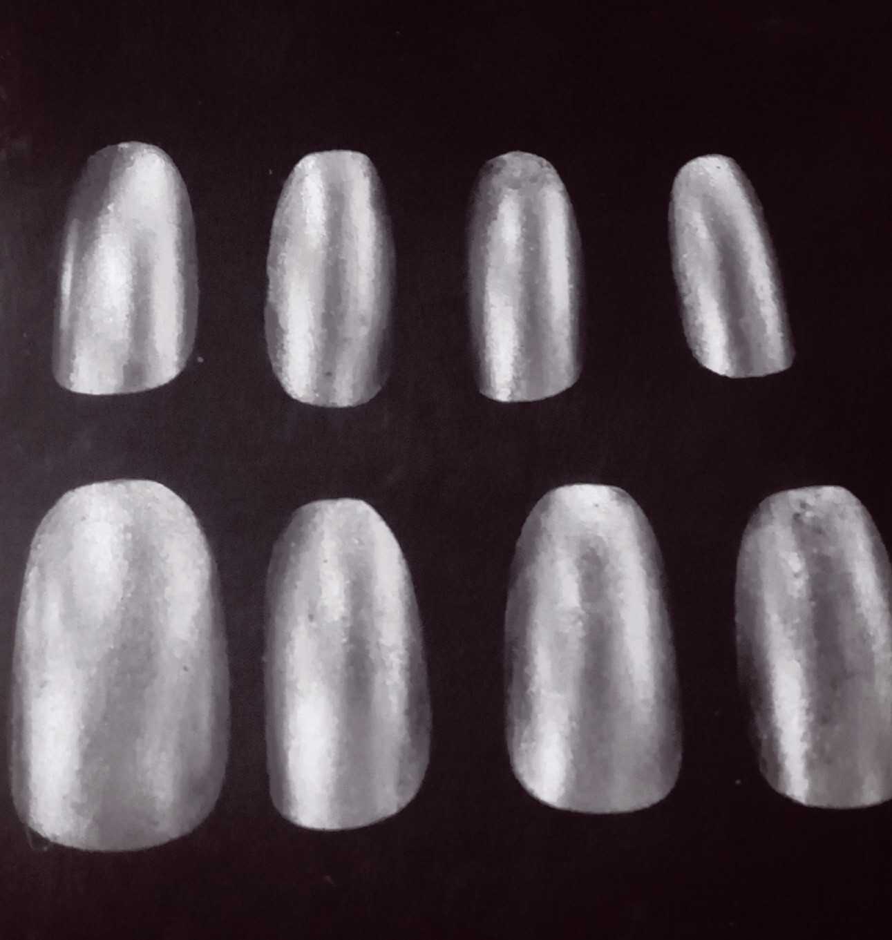 ネイルチップ　(シルバー/銀）