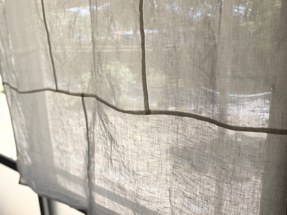 風と光をまとう 薄手の白リネン(90×90㎝） 6枚目の画像