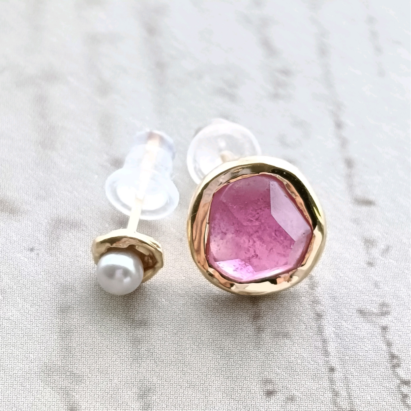 ［SV925］Shouju-薔珠-　ルビー　パール　ルベライト　ピアス　鎚目　スティック　フレーム　額縁　絵画　天然石