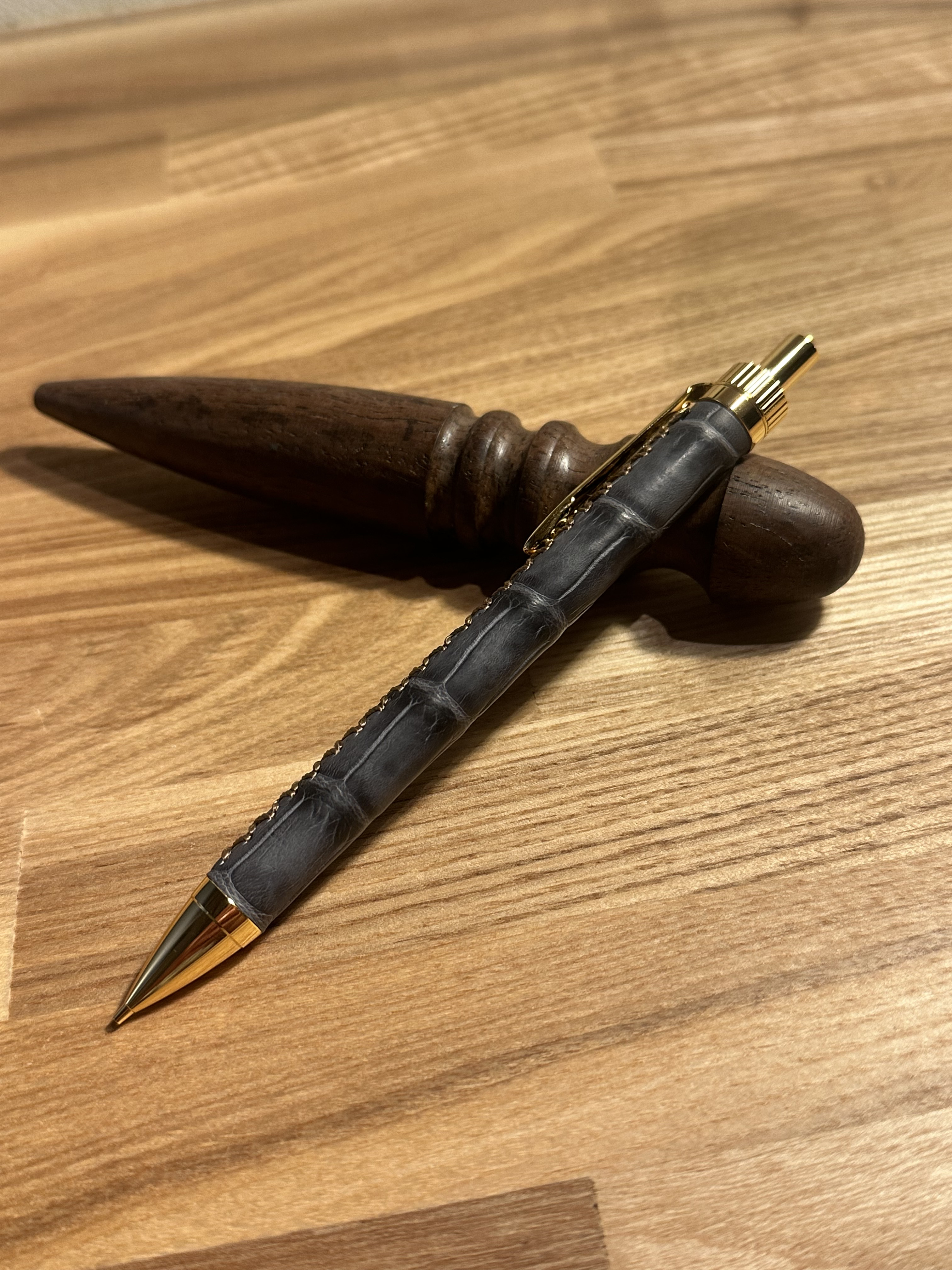 ワニ革 加藤金属 革軸ペン 本革
