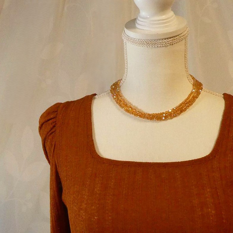 ガラスビーズ　超ロングネックレス「キャンディ」　オレンジ　ガラス　ロングネックレス　二重三重　ロング　秋色ネックレス