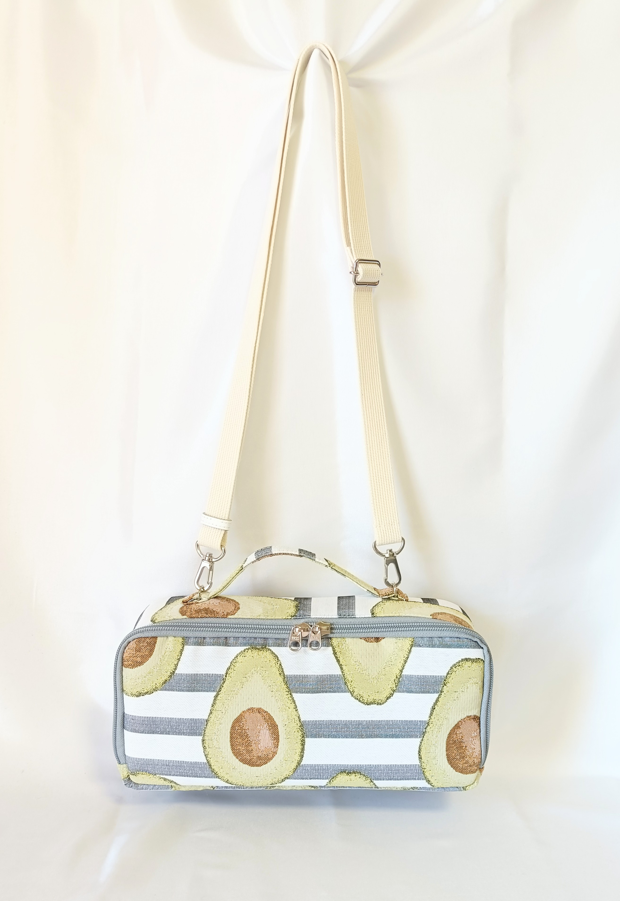 アボカド柄トランク風ショルダーバッグ ショルダーバッグ sachet