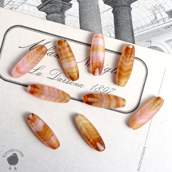 ビーズ・ナツメ型ヴィンテージガラスチェコビーズ アプリコット 6x17mm [6個] GB60 1枚目の画像