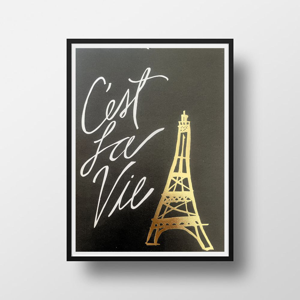 C’est la Vie｜エッフェル塔 ゴールドアートポスター（黒縁フレーム付）