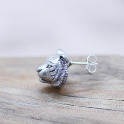 トラのシルバーピアス/阿吽のトラ（両耳） 5枚目の画像