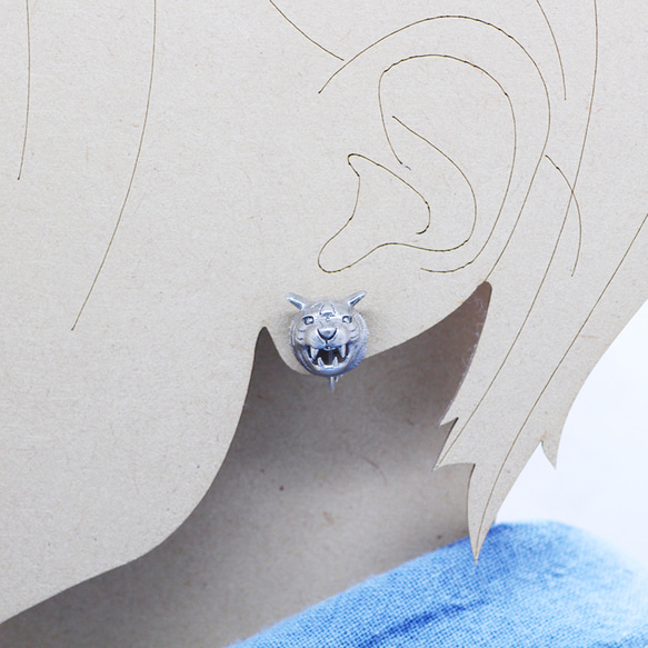 トラのシルバーイヤリング/阿吽のトラ（両耳） 9枚目の画像