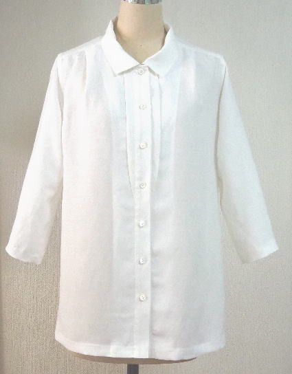 ハマカラーのチュニックブラウス（オフ白）