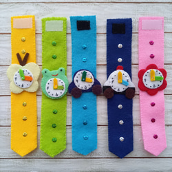 【2,000円以上で送料無料】フェルトの時計　【クルマ】 7枚目の画像