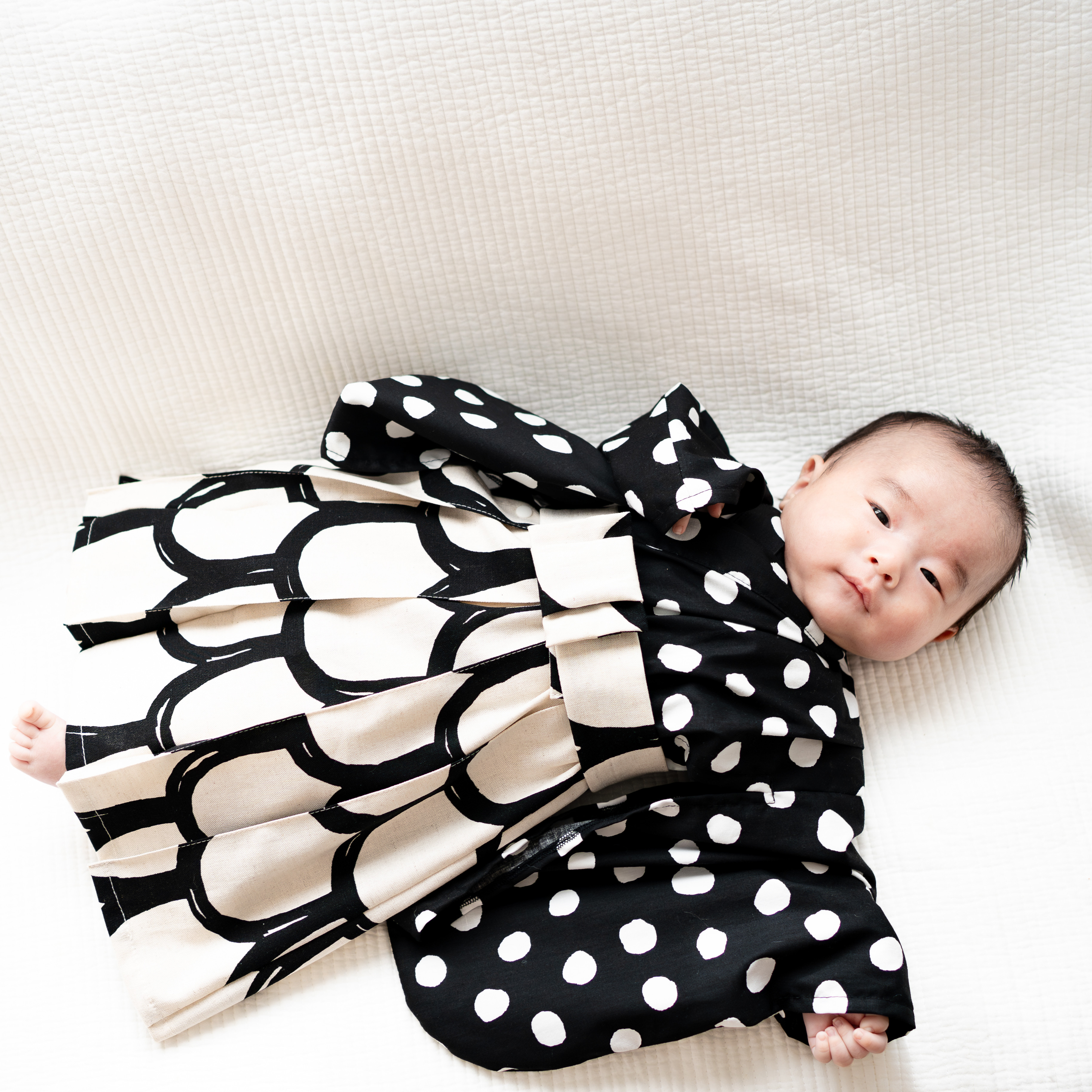 2ステップベビー袴（モノトーン） 7,700円