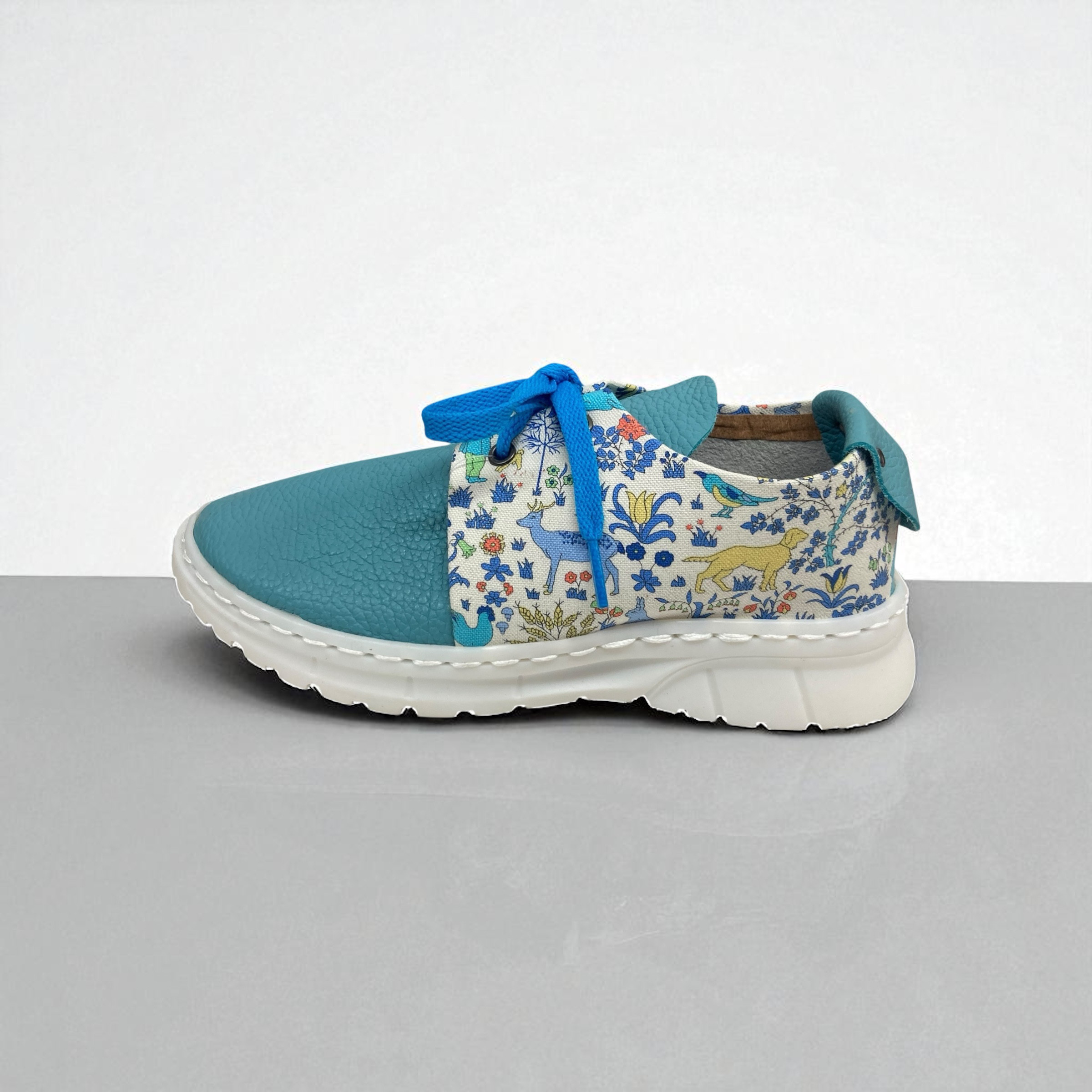 シュリンクレザーハンドメイドシューズ