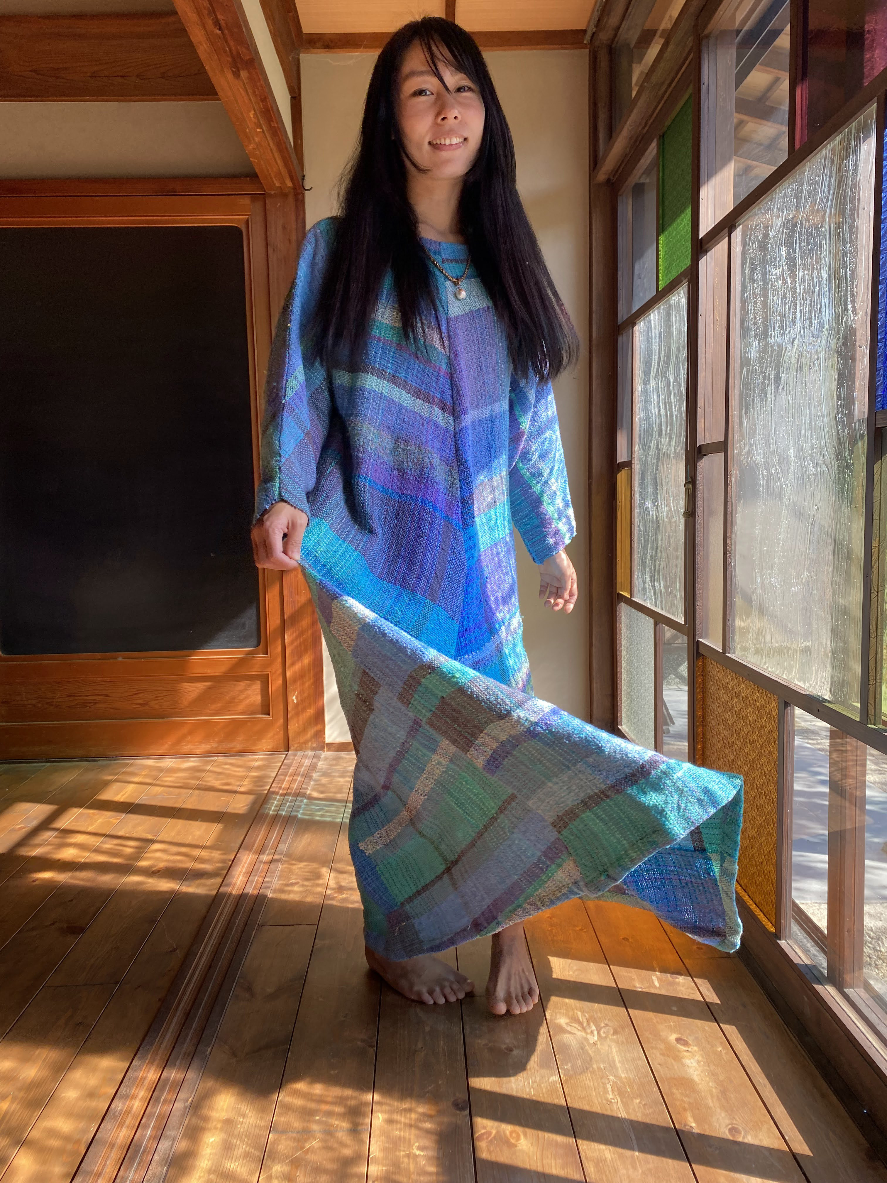 【手織り】海をまとうブルーのコットンワンピース【送料無料】