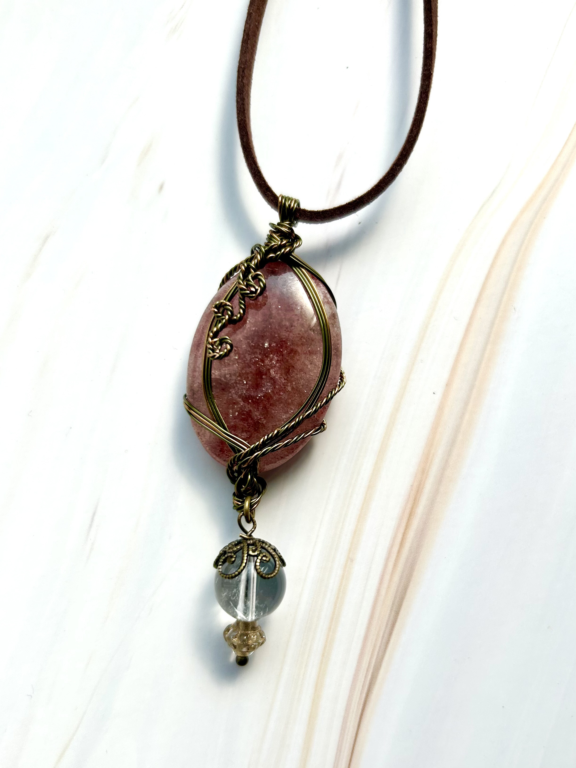 ストロベリークォーツネックレス