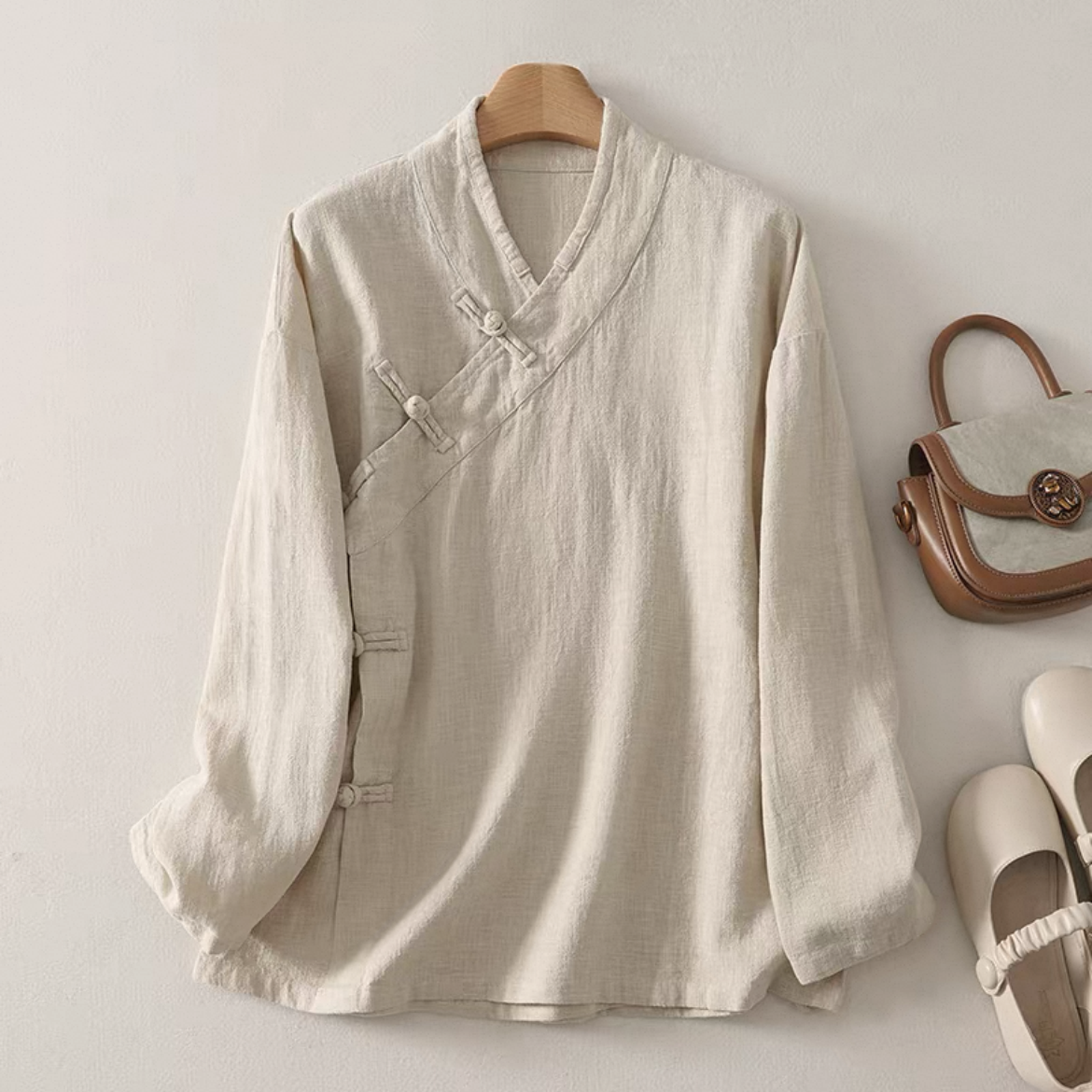 無地トップス、秋のトップス、秋のシャツ、綿麻シャツ、綿麻トップス、長袖トップス、大人カジュアル