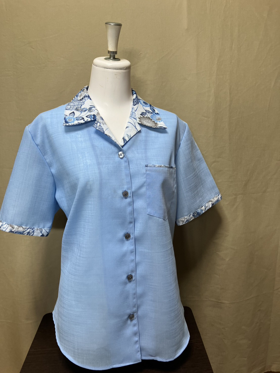 水色　オープン襟　かりゆしウェア　レディース2L（沖縄、琉球、紅型柄、アロハ）No.205