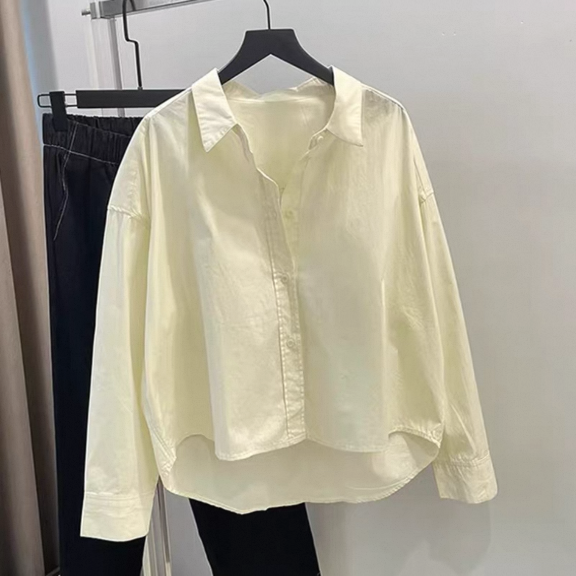 長袖、秋のトップス、秋のシャツ、綿麻シャツ、綿麻トップス、大人カジュアルシャツ