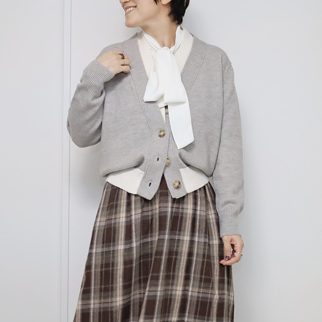 秋冬新作2025❤︎バイカラーウール混カーディガンニットセーター25035GLF