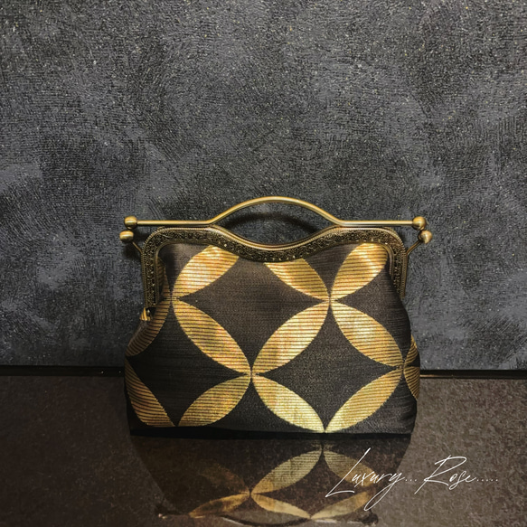 ラスト1♡作家物斉藤三才の大迫力な七宝柄黒金のみ粋なスタイリッシュデザイン煌めきお洒落な高級帯地バッグ　フォーマルバッグ 1枚目の画像