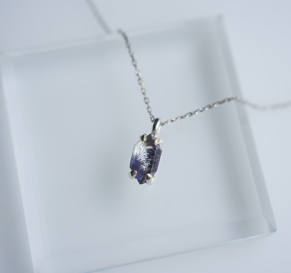 デュモルチェライト in クォーツ　ペンダント　ネックレス 【1015】 1枚目の画像