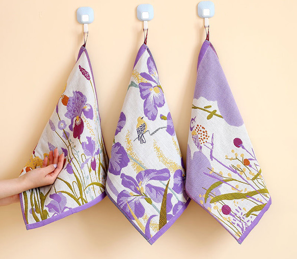 ハンカチ ガーゼ タオル 3枚セット 35cmx40cm 入園入学　紐付き 1枚目の画像