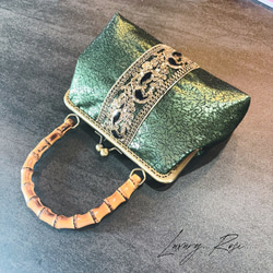 9月新作♡イタリアレースと帯の融合♡秋の神秘的な深みグリーンの上質箔加工高級帯バッグ　バンブー口金　パーティーバッグ 6枚目の画像