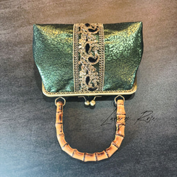 9月新作♡イタリアレースと帯の融合♡秋の神秘的な深みグリーンの上質箔加工高級帯バッグ　バンブー口金　パーティーバッグ 3枚目の画像