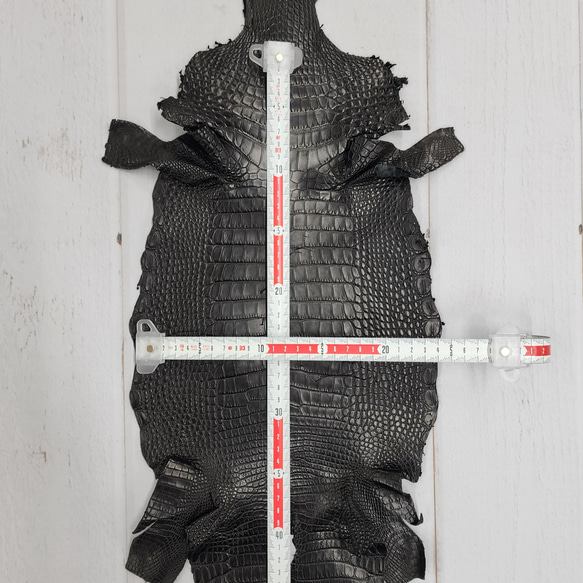 ワニ革　半艶マット　黒　No.C008640 5枚目の画像