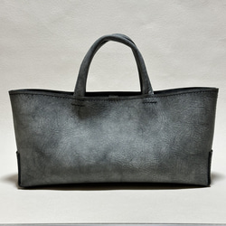 受注生産】イタリア製牛革のしっかり横長トートバッグ（紺色・M