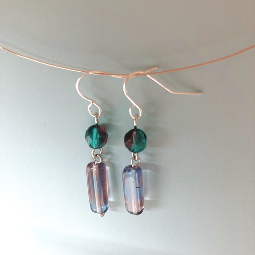 青色チェコビーズのピアス ピアス（フック・チェーン） mof accessory