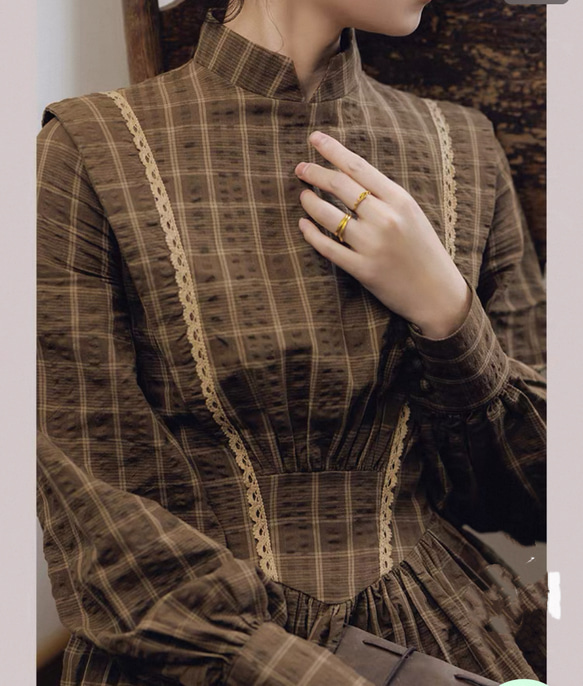 アンティーク調　スタントカラーレース付き　綿100%長袖ロングワンピース【秋冬春】ブラウンチェック柄 13枚目の画像