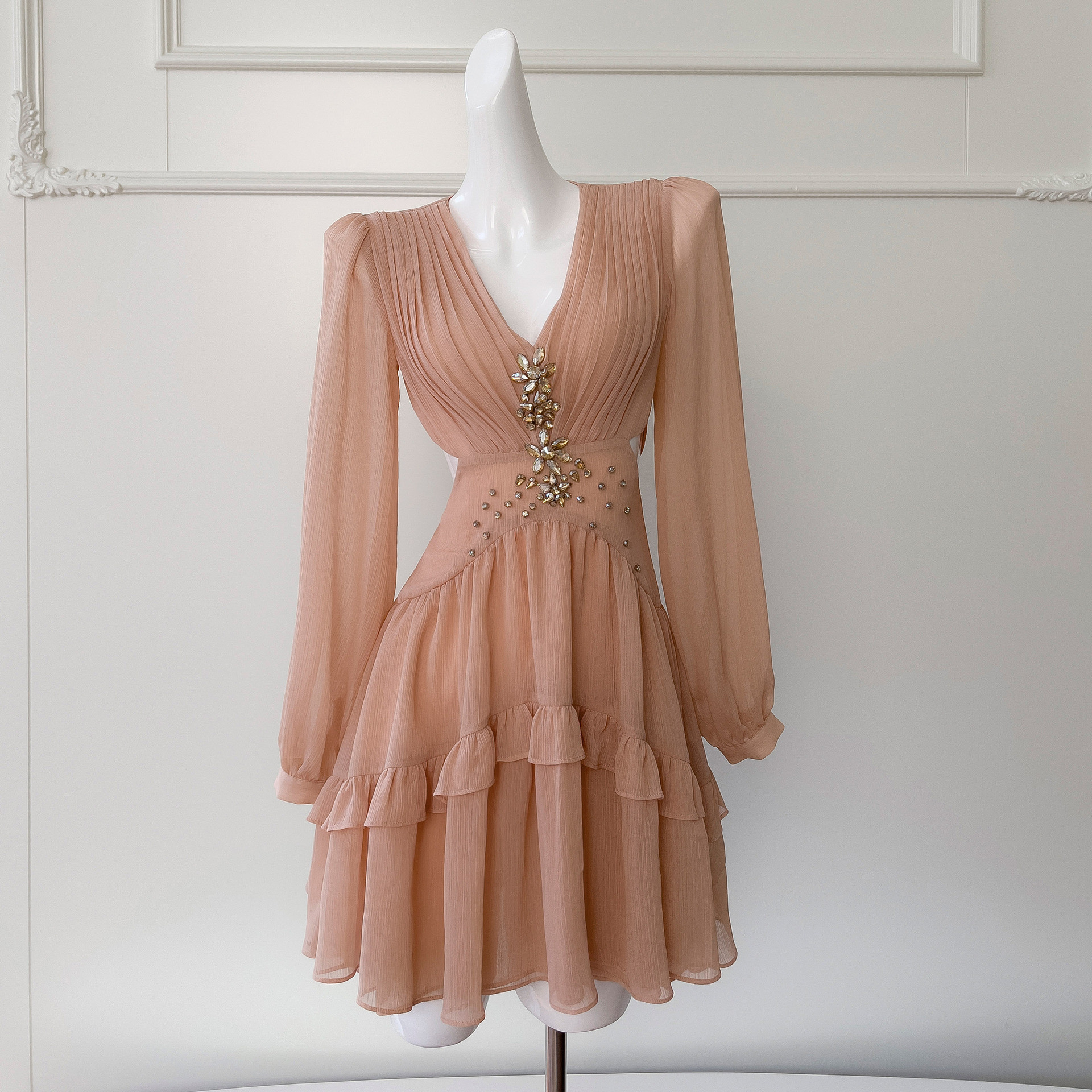 カラードレス ウェディングドレス ショート丈長袖Vネック シャンパン色 韓国風 パーティー 前撮り お呼ばれ A8918