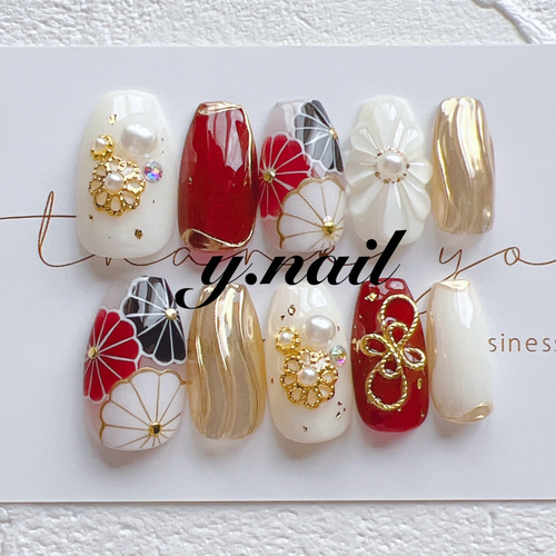 【 075 】ネイルチップ 成人式ネイル 振袖ネイル 赤 ゴールド 袴 前撮り ネイルチップ/成人式ネイル/振袖ネイル/前撮り/和装ネイル