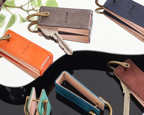 ちょこんと立つキーケース Dカン付き LF-025 マルゴー×ヌメ革 レザー