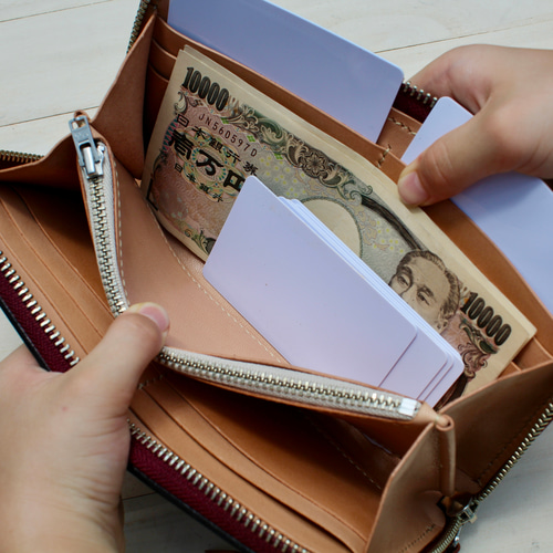 手彫り革財布　カービングラウンドファスナー 手彫り革財布 カービングラウンドファスナー 長財布 革芸 pierrot