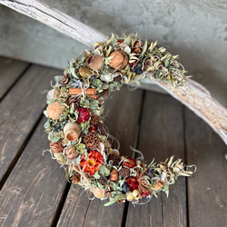 秋の実りの三日月リース★ドライフラワーリース★ハロウィンリース 3枚目の画像