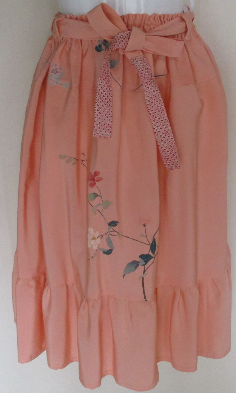 ８３５０　花柄の着物で作ったスカート　＃送料無料