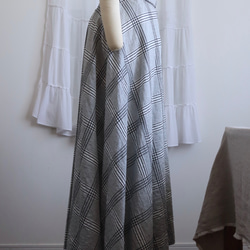 リネン・チェック柄ロング巻きスカート 5枚目の画像