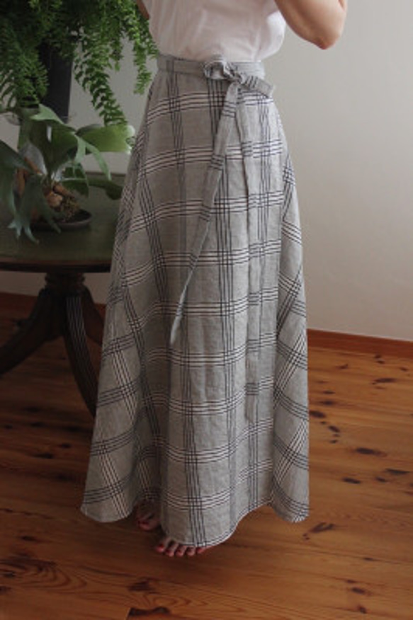 リネン・チェック柄ロング巻きスカート 1枚目の画像
