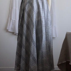 リネン・チェック柄ロング巻きスカート 3枚目の画像