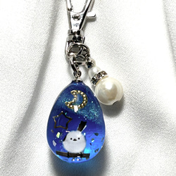 ハンドメイドレジン アクセサリーレジン チャーム 月 チャーム 宇宙堂