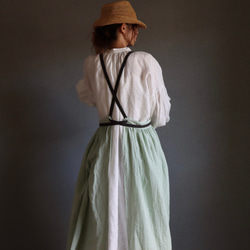 ふっくら厚さ2倍のとろみダブルガーゼとコットンリネンのリボンのギャザーたっぷりバイカラーエプロン／オパールグリーン 7枚目の画像
