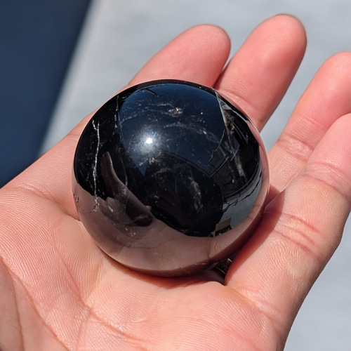 黒水晶 モリオン スフィア 山東省産 44ミリ 120g お払い お守り効果