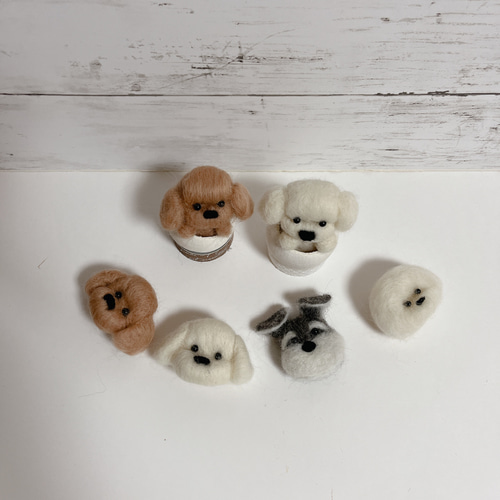 モコモコわんこブローチ 羊毛フェルト 手作り ぬいぐるみ 愛犬 友達