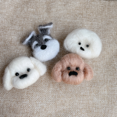 モコモコわんこブローチ 羊毛フェルト 手作り ぬいぐるみ 愛犬 友達
