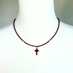 【D26】　赤めのうクロス×ガーネット ネックレス｜シルバーミラーボールが輝く一点もの　天然石アクセサリー　天然石ビーズ 3枚目の画像